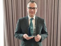 Laureaci pierwszej nagrody ECBA Scott Crosby Human Rights Award